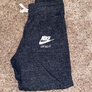 Nike joggers